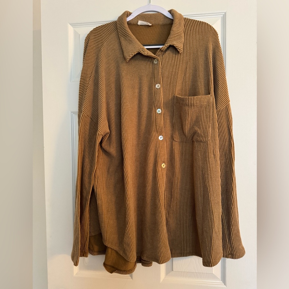 Blumin Apparel Tan Ribbed Sweater